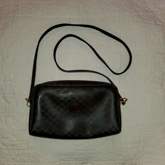 GUCCI GG Crossbody - Picture 1 of 8